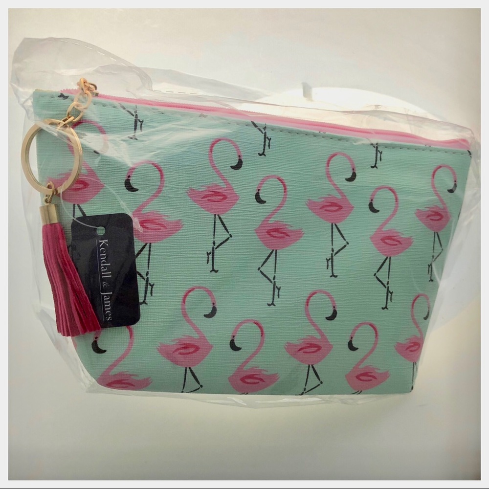🎉🎉HP 9/14 🎉🎉 New- Kendall & James Makeup pouch - Picture 2 of 6